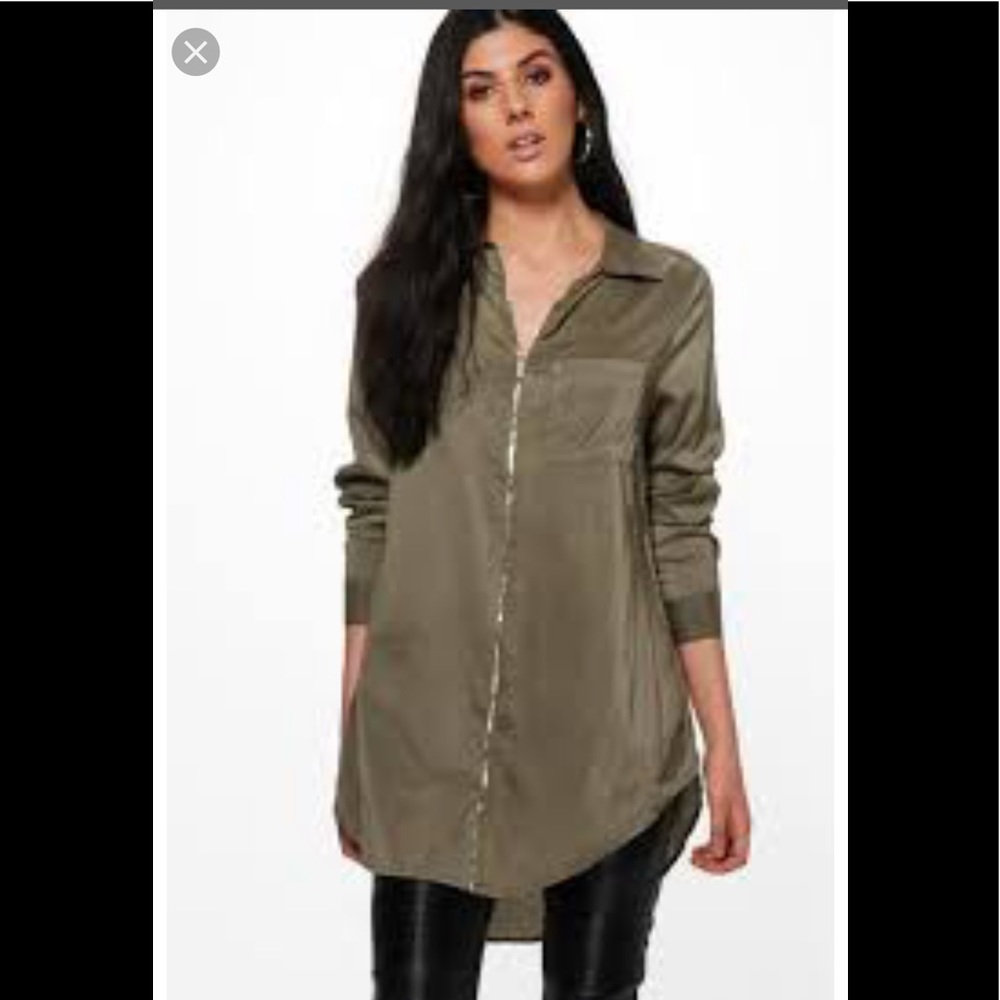 Green blouse